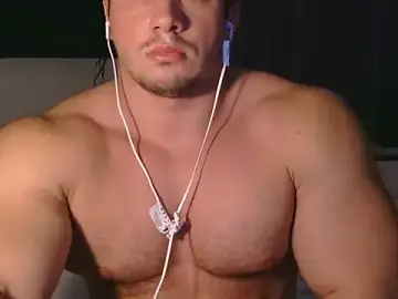 Stripchat Free Porn Cam of LionEdwin