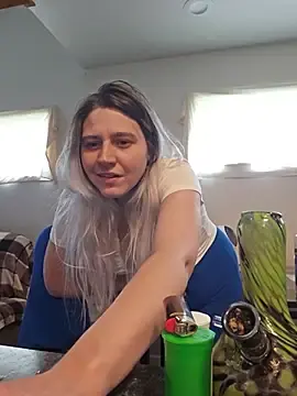 Stripchat Live Sex of ScarletCallings_420