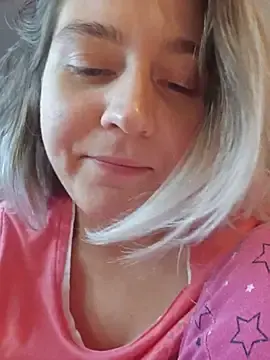 Stripchat Live Porn of ScarletCallings_420