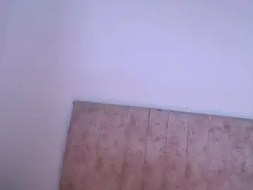 Stripchat Live Sex Cam of gatitaa777