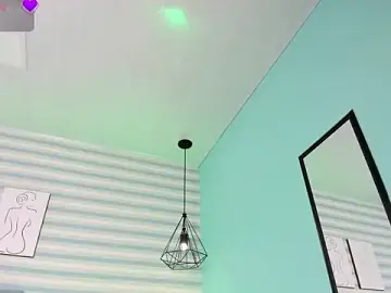 Stripchat Free Live Porn of goddess_kianna