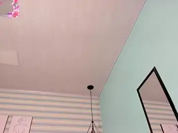 Stripchat Free Live Porn of goddess_kianna