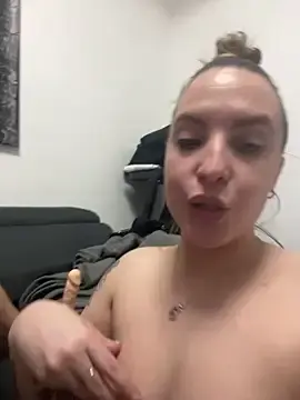 Stripchat Sex Cam of LiliMorganxxx