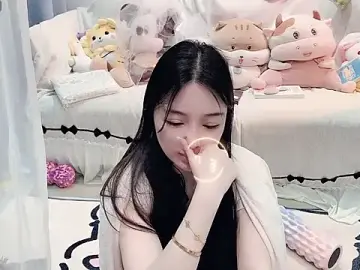 Stripchat Live Porn of AKiKi711