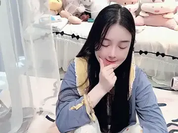 Stripchat Adult Webcam of AKiKi711