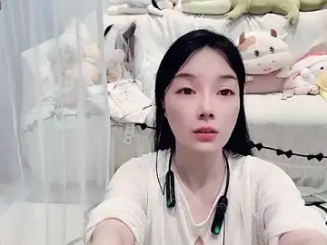 Stripchat Free Live Porn of AKiKi711