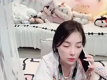 Stripchat Free Porn Cam of AKiKi711