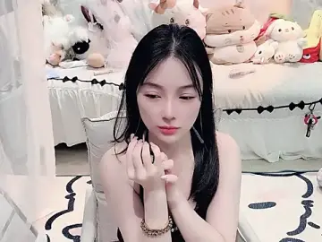 Stripchat Live Porn of AKiKi711