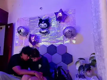 Stripchat Live Sex Cam of Horny_tgn