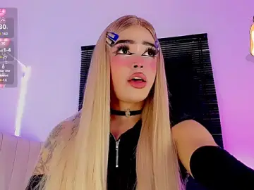 Stripchat Sex Cam of ladytslatina