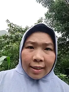 Stripchat Free Live Porn of quynhkoolbae