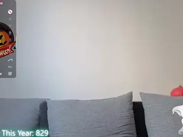 Stripchat Free Porn Cam of MaryHillx