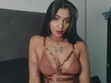 Stripchat Free Porn Cam of Delilah_Blazee