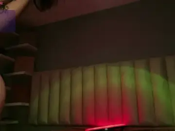 Stripchat Watch Live Sex Cams of Megan_mooree_