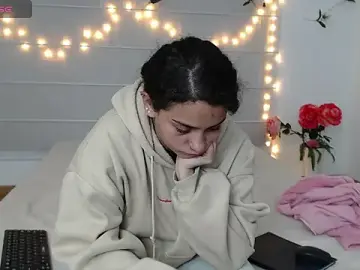 Stripchat Live Sex Cam of Sarabubbie