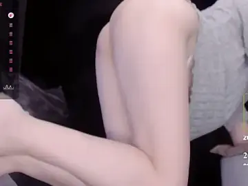 Stripchat Adult Webcam of melia_Z