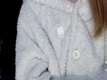 Stripchat Free Porn Cam of melia_Z