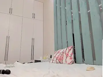 Stripchat Live Sex of VivianMiller_