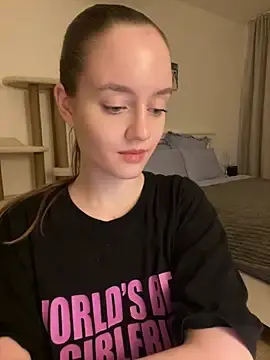 Stripchat Best live sex cam show of queenOfkisses