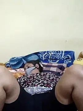 Stripchat Nude Webcam of IND_COUPLE1