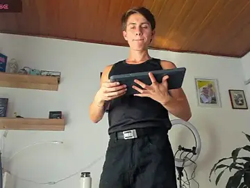 Stripchat Best Webcam of manucute_23_