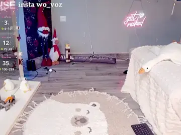 Stripchat Live Sex Cam of Careful_i_bite