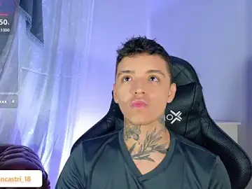 Stripchat Adult Webcams of Ian_Castillo_