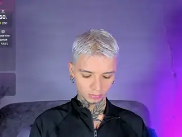 Stripchat Free Live Porn of Ian_Castillo_