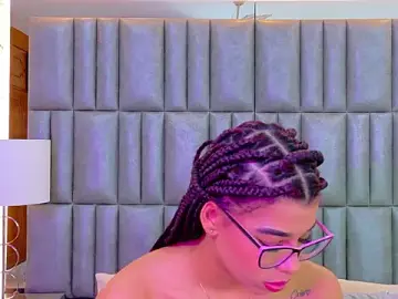 Stripchat Free Live Porn of TiaraRosse