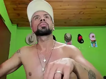 Stripchat Live Porn of Arian_Pervert