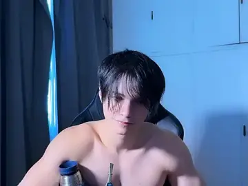 Stripchat Free Live Porn of SasukeUhchiaa