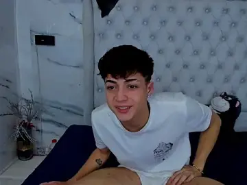 Stripchat Private Sex Chat of Ari_and_Storm