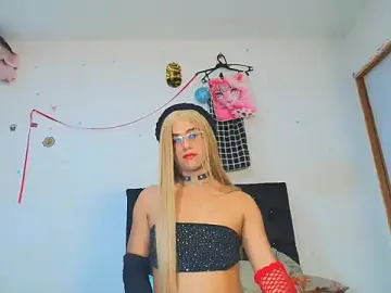 Stripchat Best Webcam of Channell_white