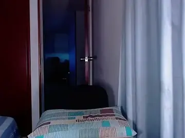 Stripchat Sex Cam of TastyTrap_18