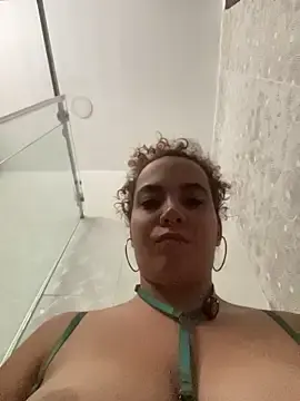 Stripchat Free Porn Cam of Emma_Wish