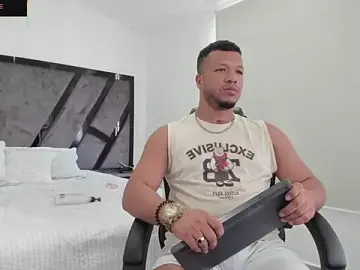 Stripchat Best live sex cam show of AnnieAndStefan