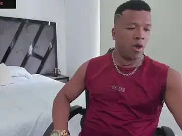 Stripchat Free Live Porn of AnnieAndStefan