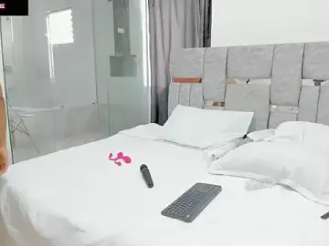 Stripchat Sex Cam of AnnieAndStefan