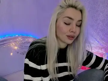 Stripchat Adult Video Chat of LillyMoure_