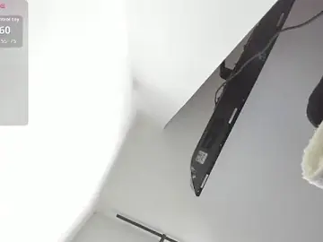 Stripchat Adult Webcam of Kylie2211