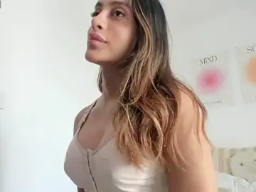 Stripchat Live Porn of _cat_18